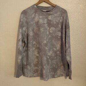 Grey & White modeled Sweat shirt